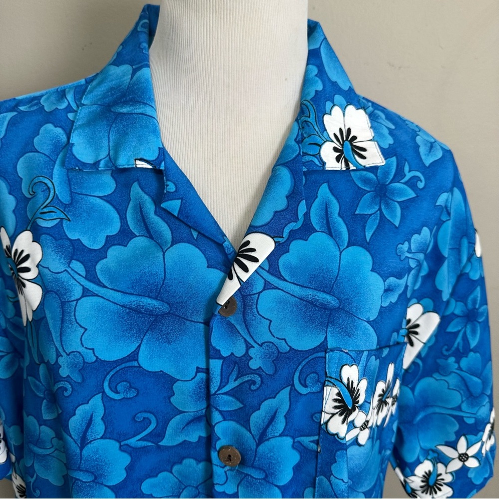 Uluwatu men’s size XL Hawaiian floral , print short sleeve button up shirt - Picture 2 of 8